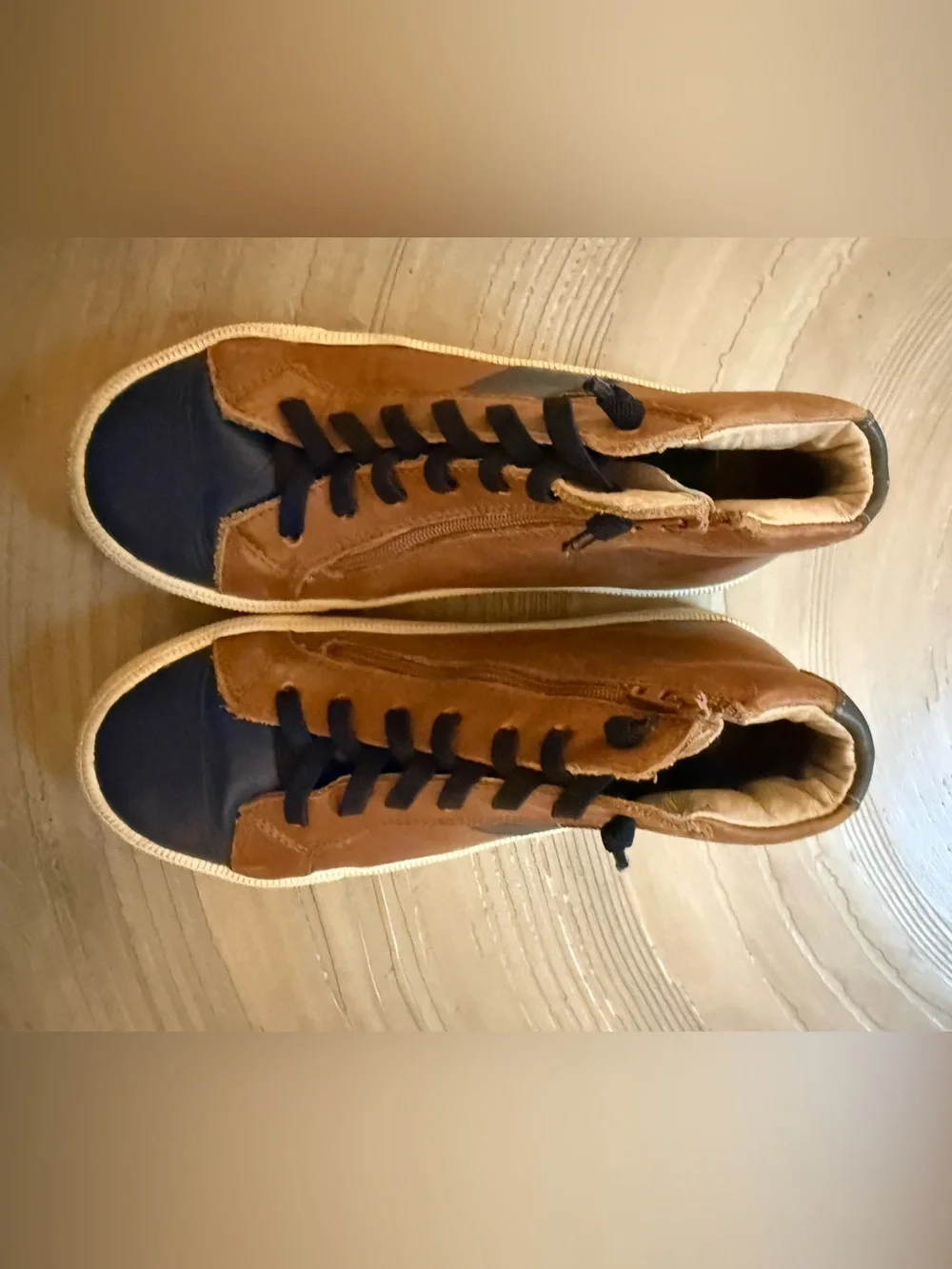 Boys Old Souls Leather High-Top Sneakers in Brown and Navy with zips